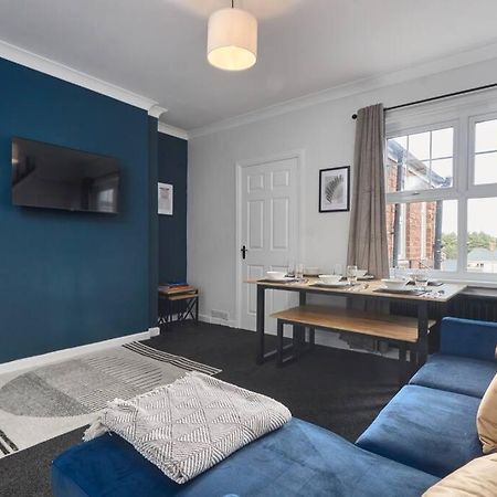 Cosy 3-Bedroom House In Seaham - Street Parking Экстерьер фото