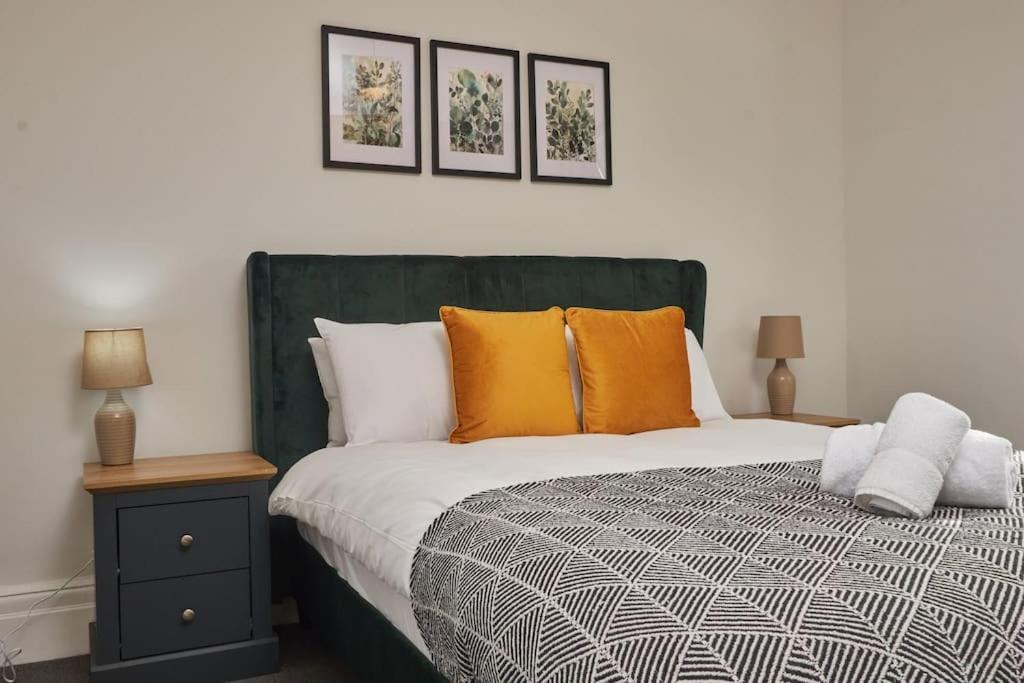 Cosy 3-Bedroom House In Seaham - Street Parking Экстерьер фото